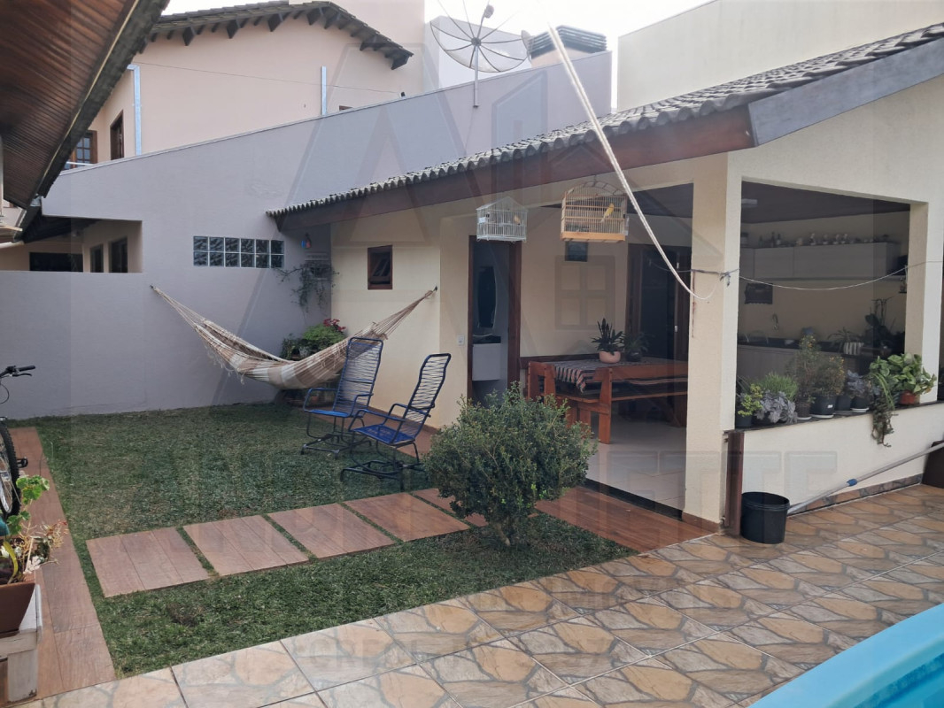 CASA FRARON 02 QUARTOS - COM PISCINA