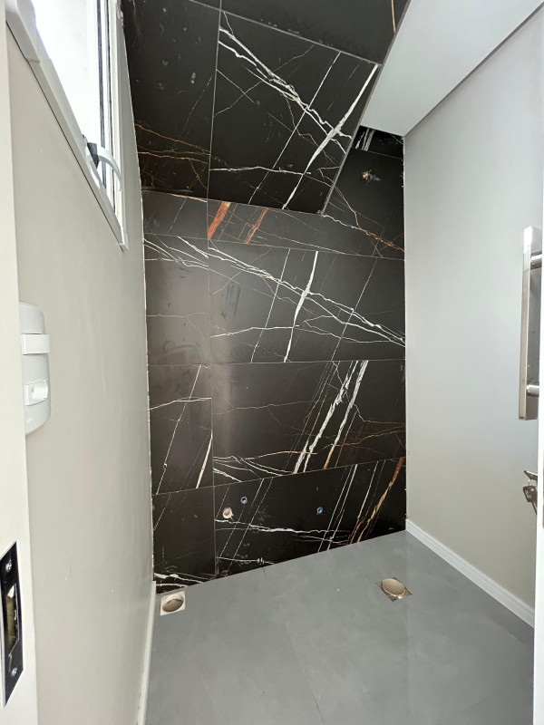 SOBRADO ALTO PADRÃO 03 QUARTOS - FRARON