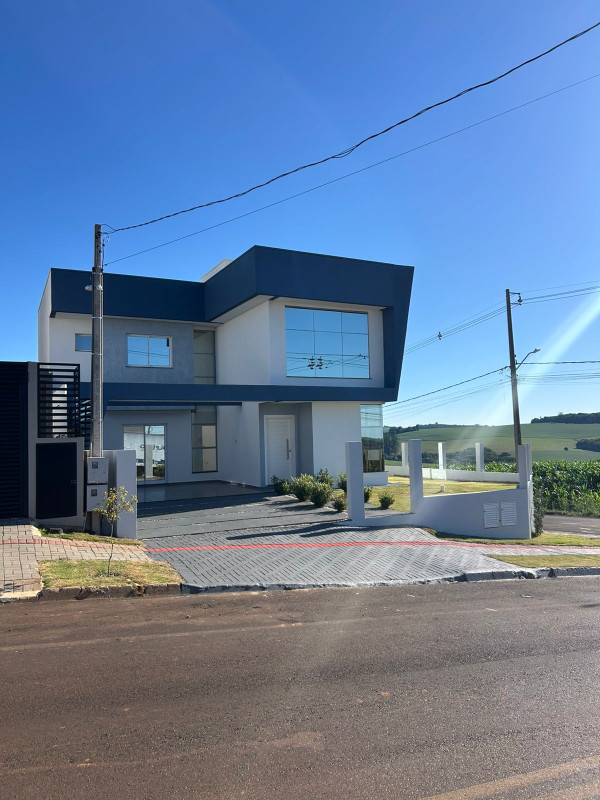 SOBRADO ALTO PADRÃO 03 QUARTOS - FRARON